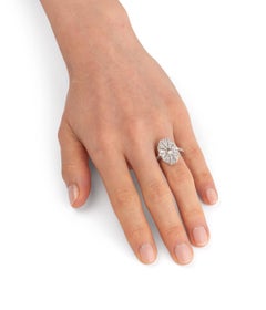 Bague des années 30 en platine et diamants