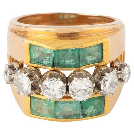Bague des années 50 en or 18 carats, émeraudes et diamants