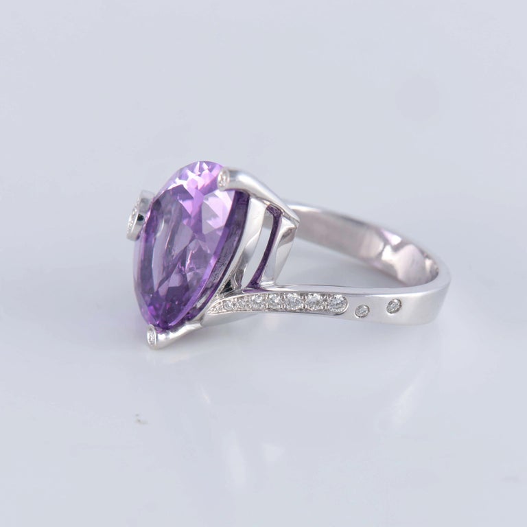 Bague en vermeil (or sur argent) avec très belle améthyste taillée