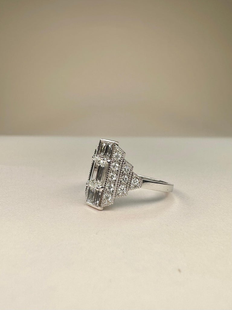 For Sale:  Art Deco Style 18k White Gold 0.70 Ct Emerald Cut Diamond Ring and 4 baguettes 3