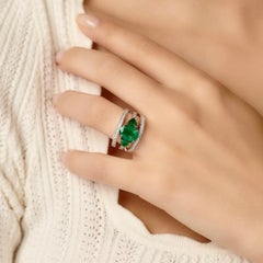 18k White Gold 2.51 Ct Vivid Green Oval Emerald Band Ring, 2 Troidia Emeralds