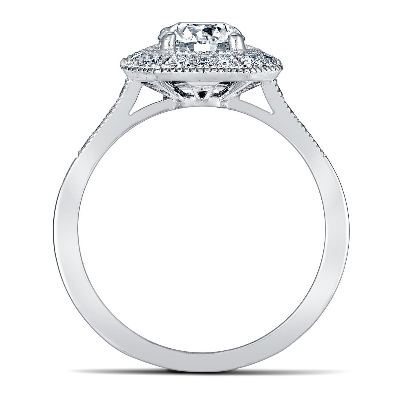 En vente :  Bague en or blanc 18 carats de style Art déco avec diamants taille brillant de 0,8 carat et 0,25 carat 2