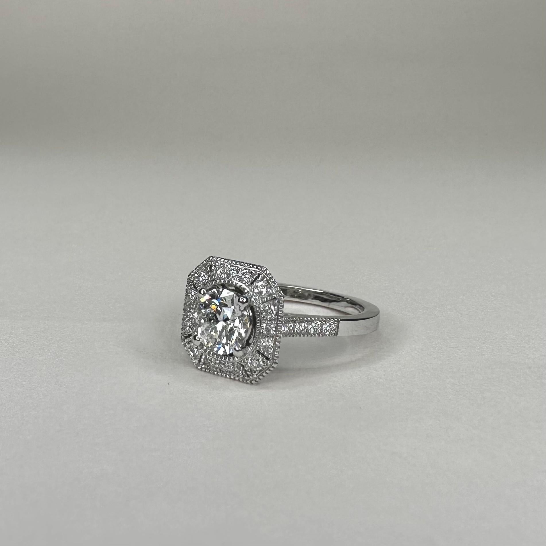 En vente :  Bague en or blanc 18 carats de style Art déco avec diamants taille brillant de 0,8 carat et 0,25 carat 6