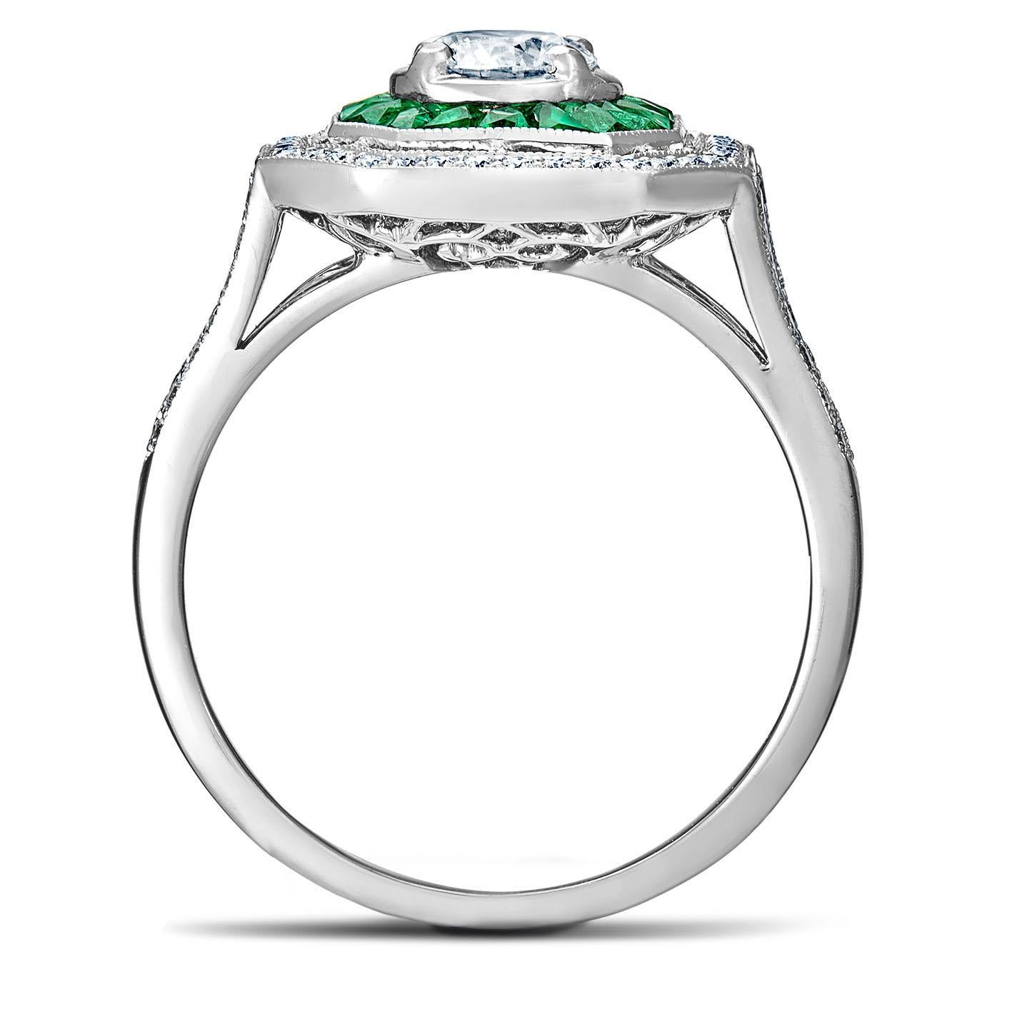 For Sale:  Platinum 0.30 Ct Vivid Green Calibre Cut Emerald with center 0.4 Ct Diamond Ring 2