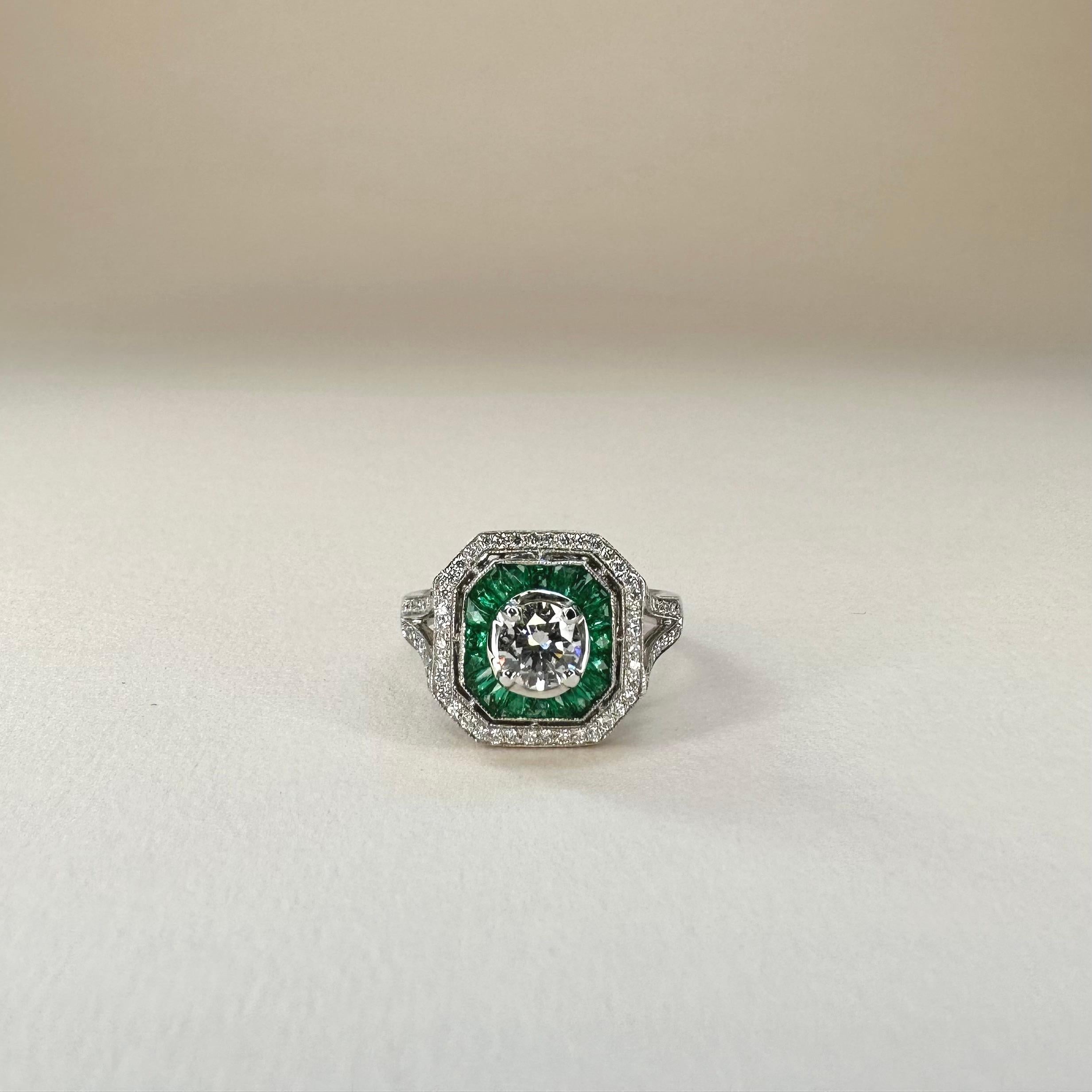 For Sale:  Platinum 0.30 Ct Vivid Green Calibre Cut Emerald with center 0.4 Ct Diamond Ring 5