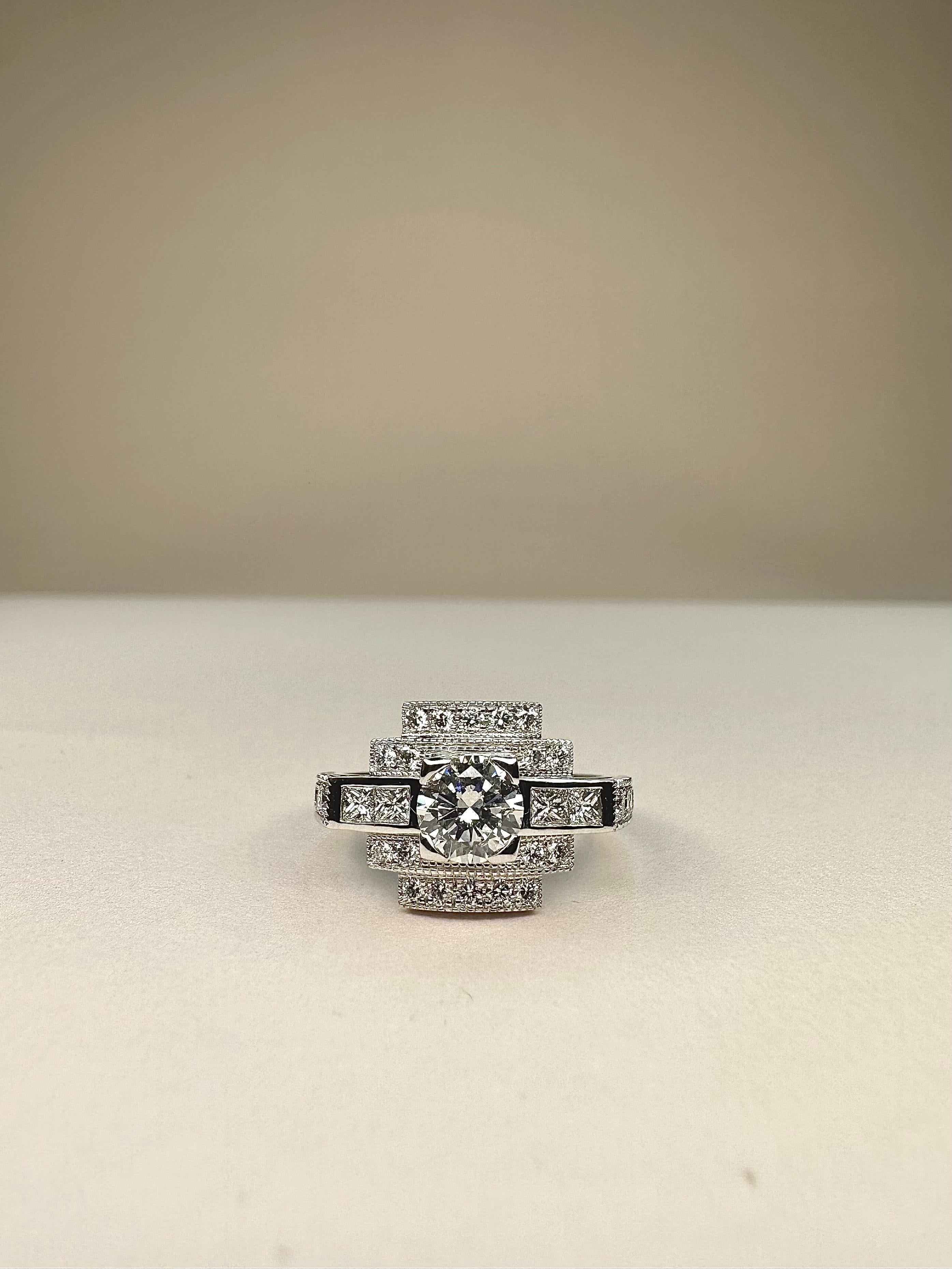 For Sale:  18k White Gold 0.7 Ct Diamond Art Deco Ring set with 0, 65 Cts of Diamonds 2