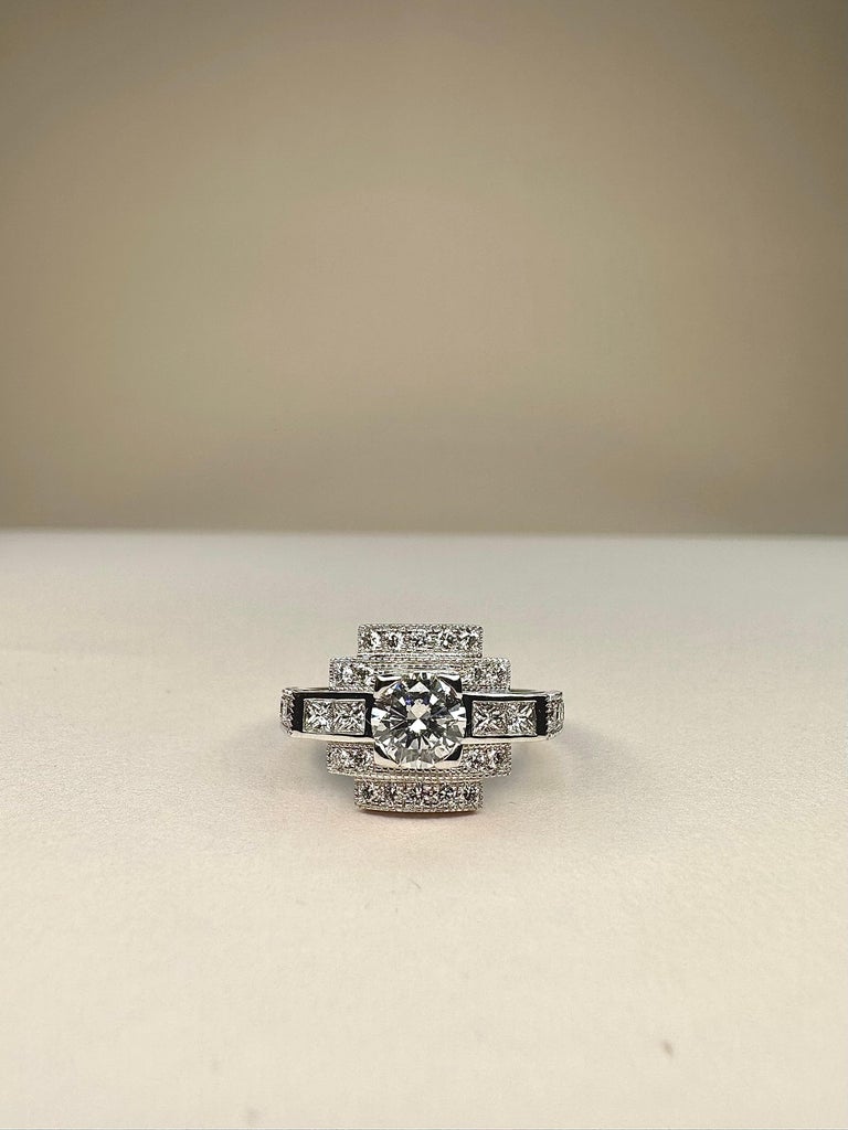 For Sale:  18k White Gold 0.7 Ct Diamond Art Deco Ring set with 0,65 Cts of Diamonds 2