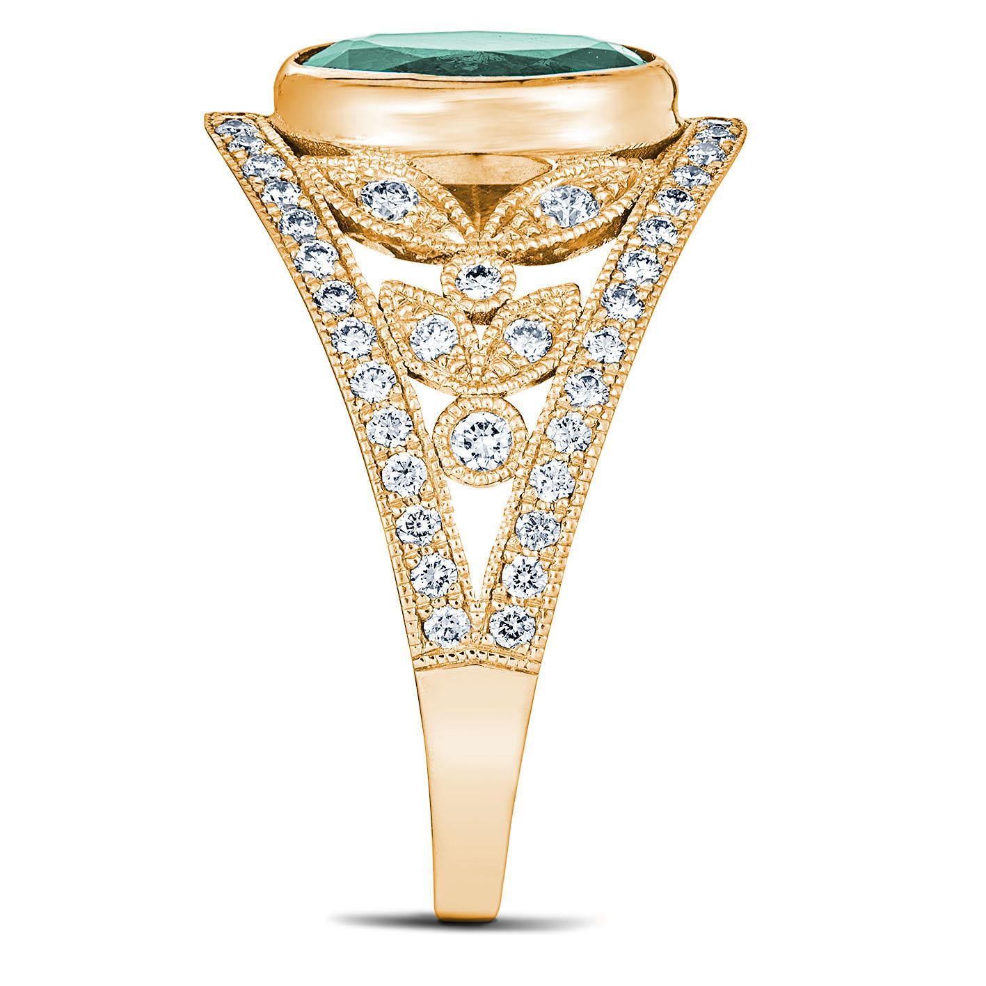 En vente :  Bague en or jaune 18 carats à motif de feuille de laurier avec saphir vert 2,03 carats et diamants 0,65 carat 2