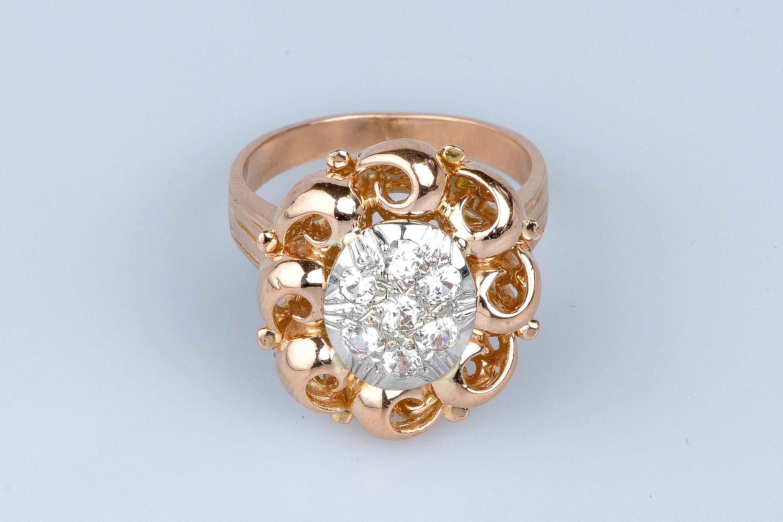 Round Cut Bague en or rose 18 cts For Sale