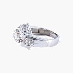 Bague en platine cascade sertie de diamants , époque Art Deco