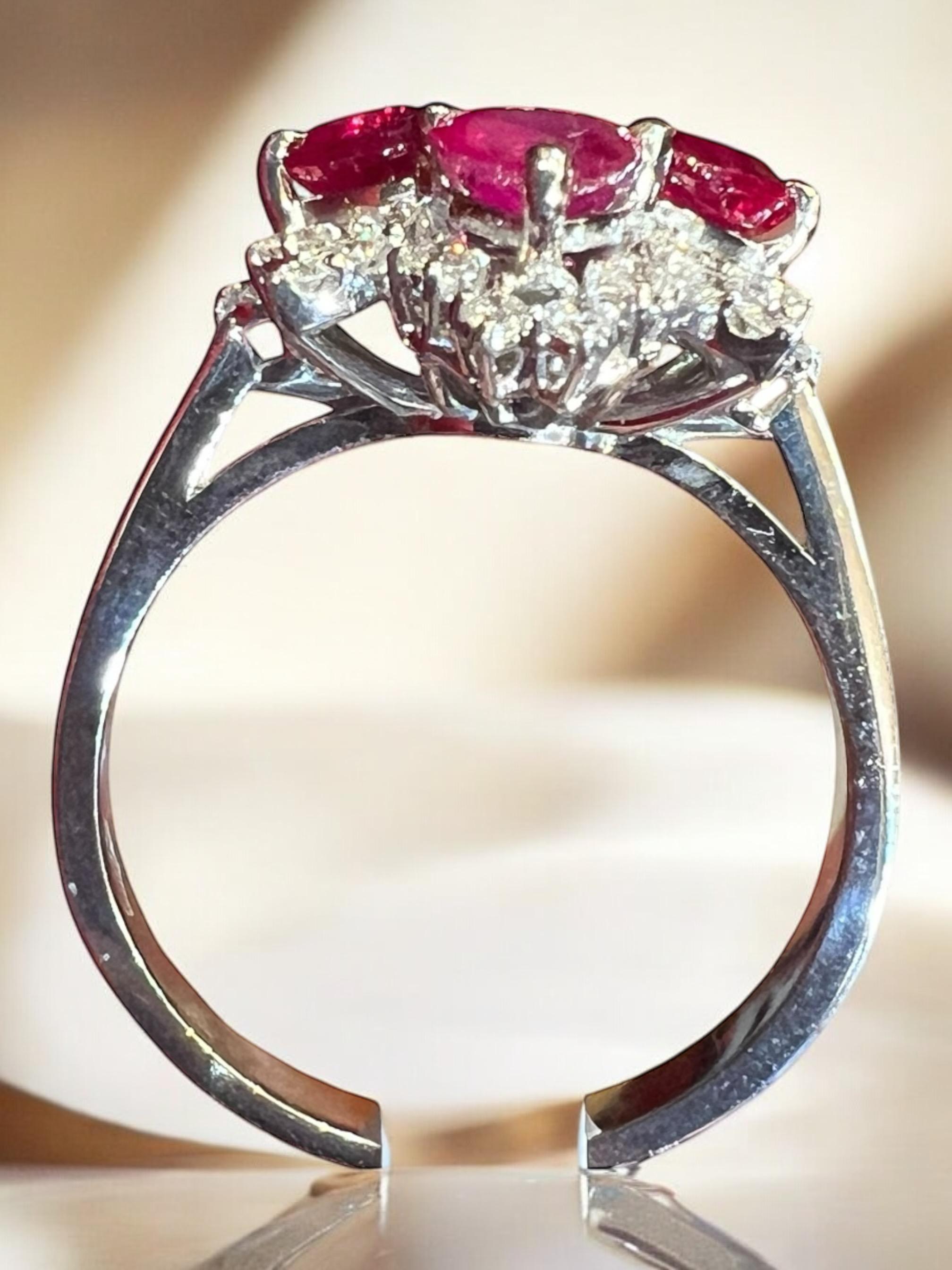 Women's 18 carat white gold ring, 4 ruby hearts and diamond paving For Sale