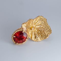 Bague "Peau d'Orange" de Binliang Alexander Peng, Or 18k et Rubellite