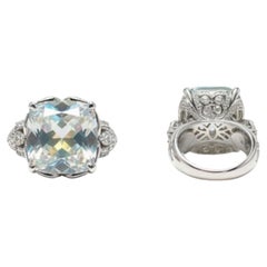 Kat Florence Rainbow Moonstone Ring 12.12ct in 18k Gold, Sri Lanka