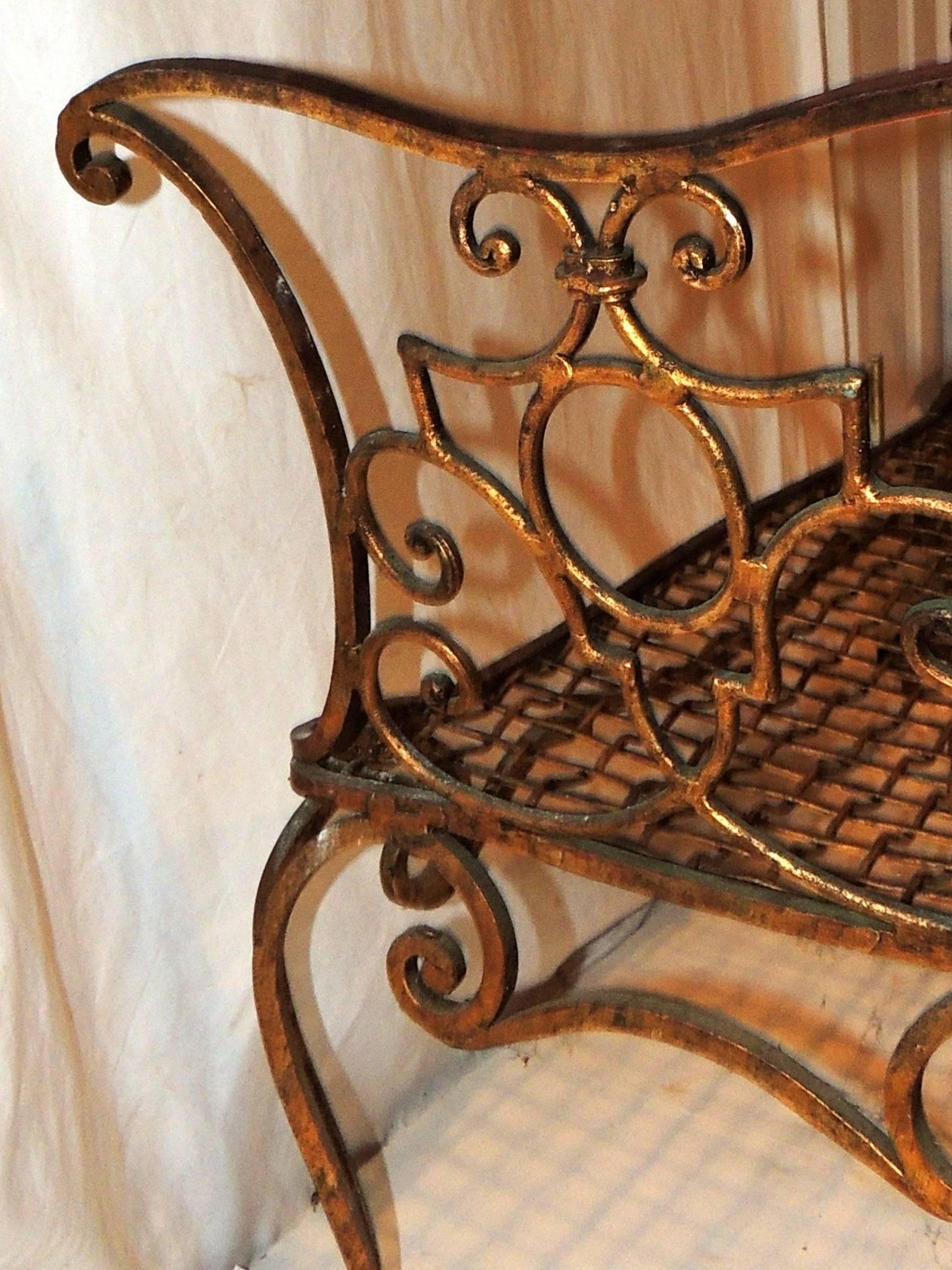 Baguès French Jean Charles Gold Gilt Wrought Iron Bench Lattice Scroll Arms In Good Condition In Roslyn, NY