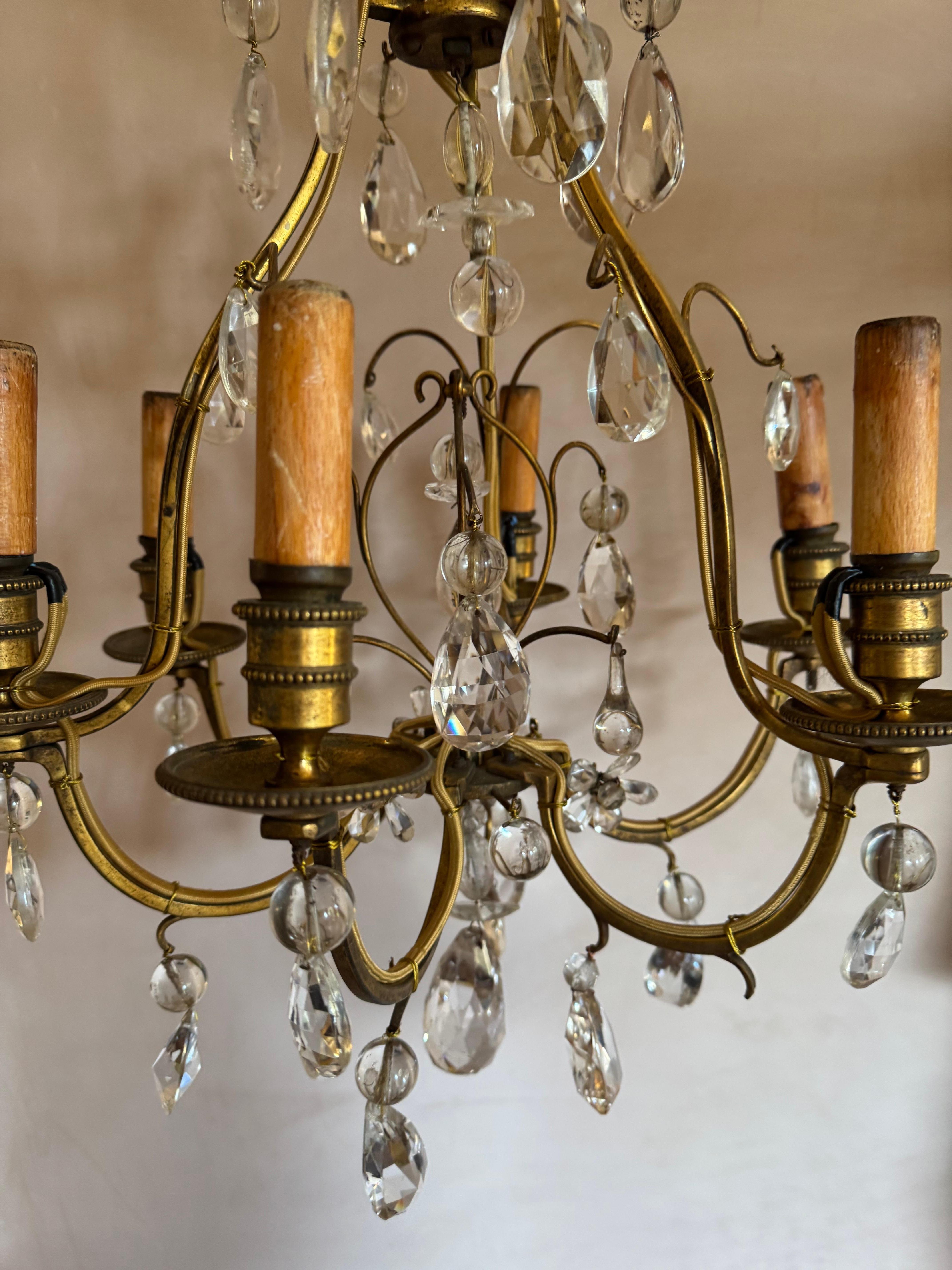 Araña de hierro dorado y cristal Bagues stylé Latón en venta