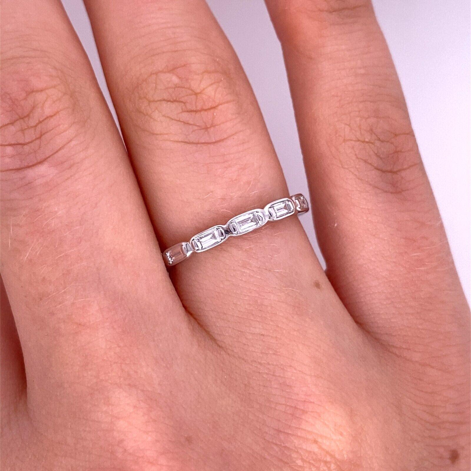 Baguette 0.59ct Diamond Full Eternity Ring in 18ct White Gold In New Condition For Sale In London, GB