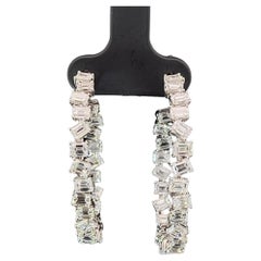 Pendientes de aro de diamantes baguette de oro blanco de 14 quilates