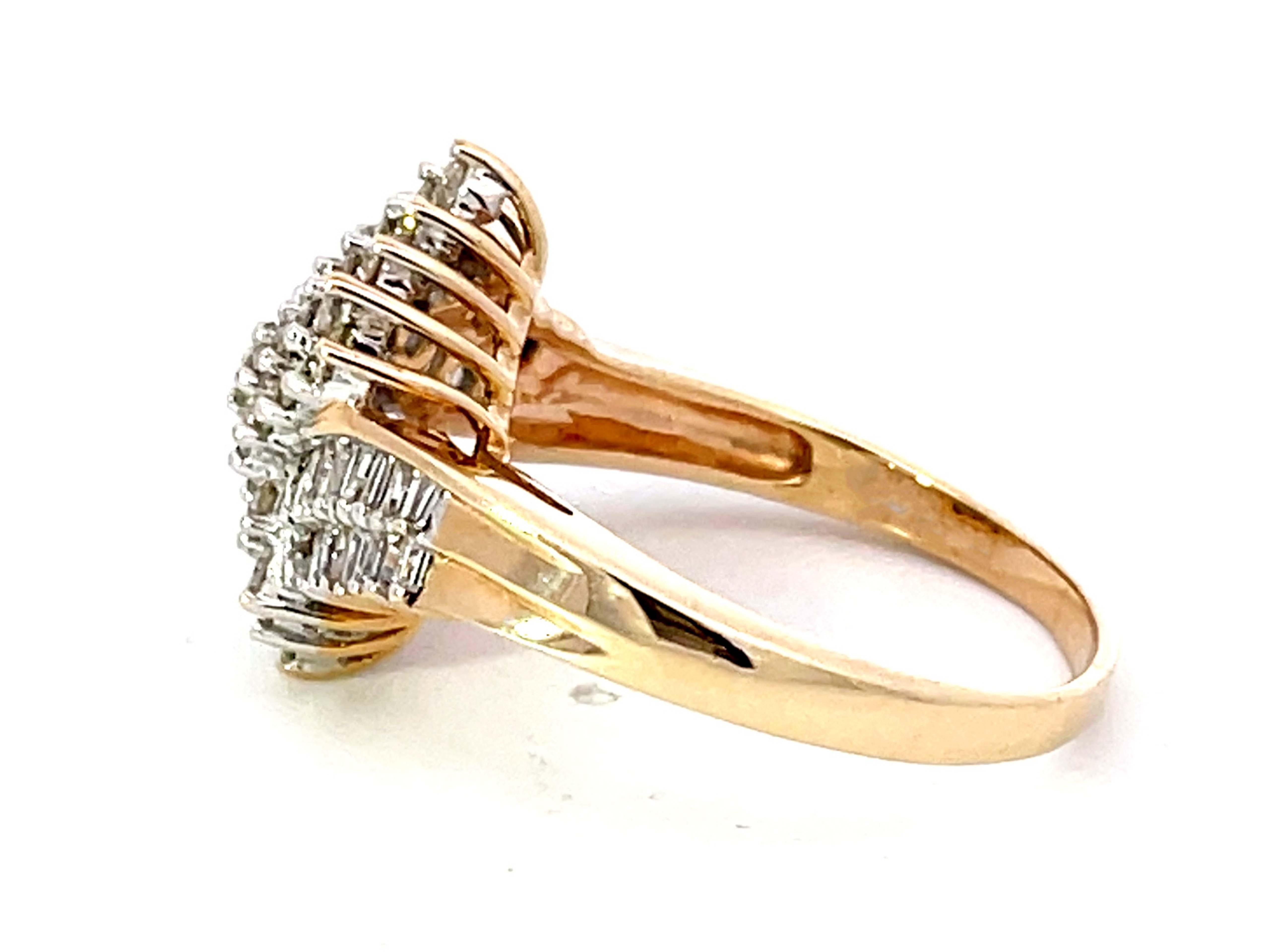 Baguette and Brilliant Cut Diamond Twist Ring in 14K Yellow Gold For Sale 1