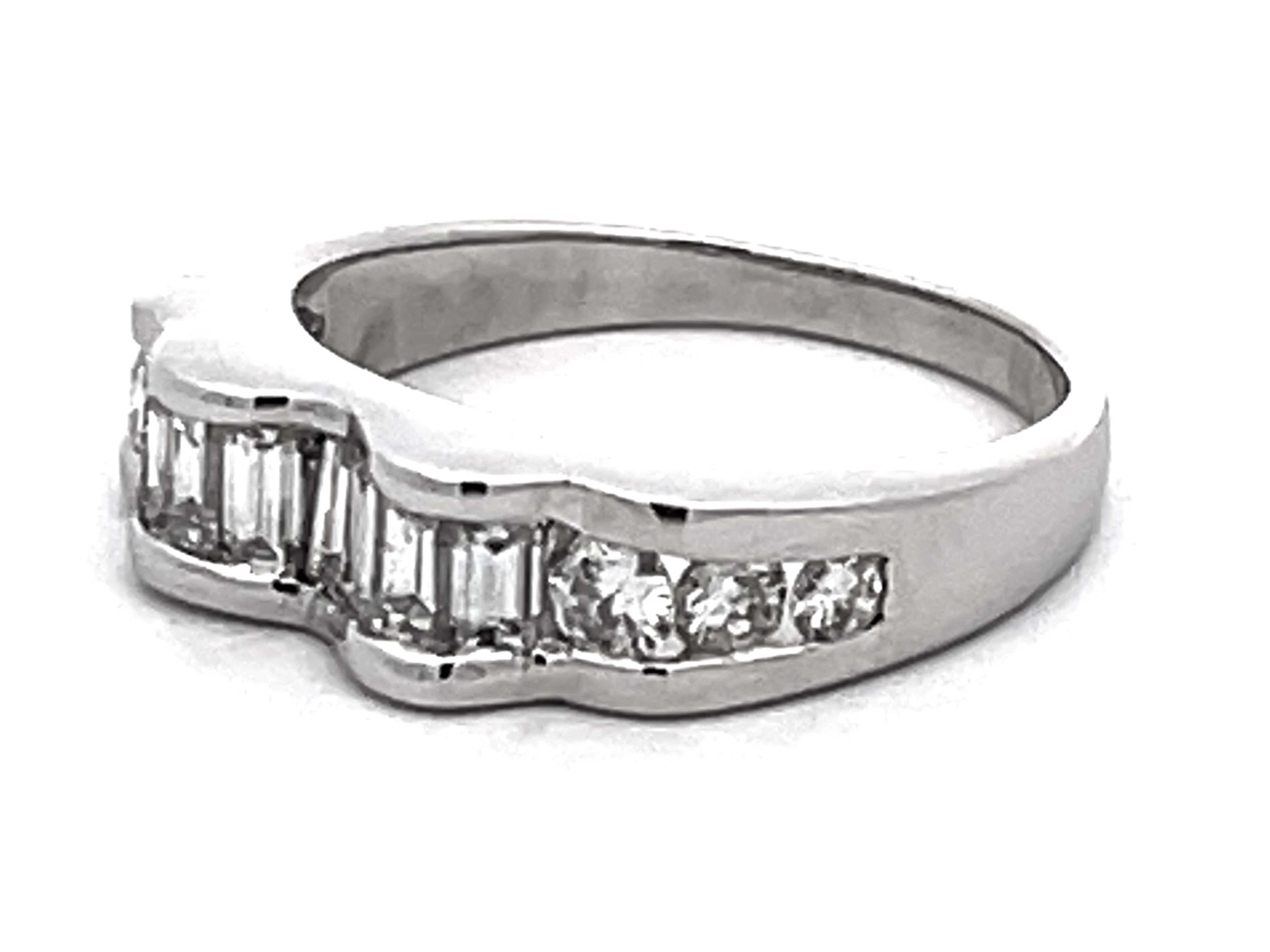 Brilliant Cut Baguette and Brilliant Diamond Band Ring 18k White Gold For Sale