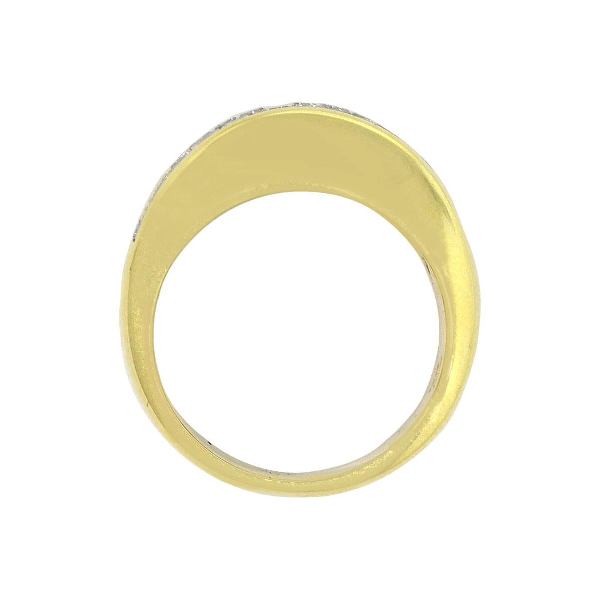 Breiter Ring mit Baguette und rundem Brillanten (Baguetteschliff) im Angebot