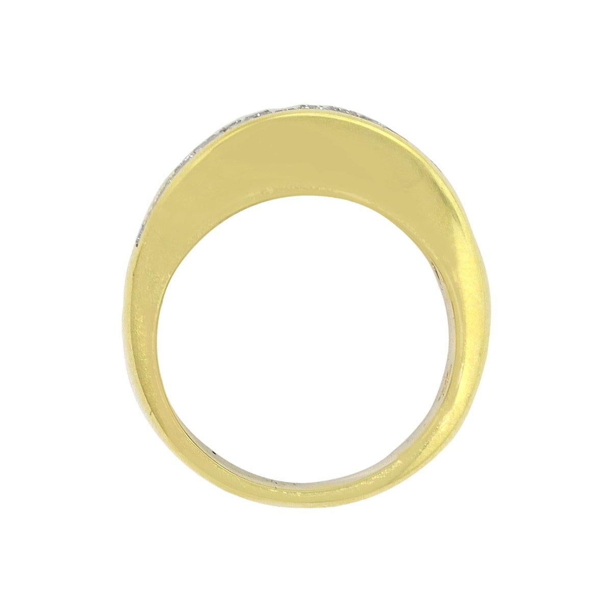 Anillo ancho de diamante brillante redondo y baguette en venta 2