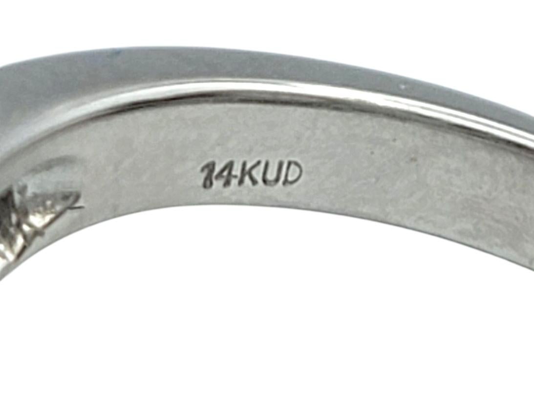 Baguette and Round Cut Diamond Wave Band Ring in Polished 14 Karat White Gold en venta 1