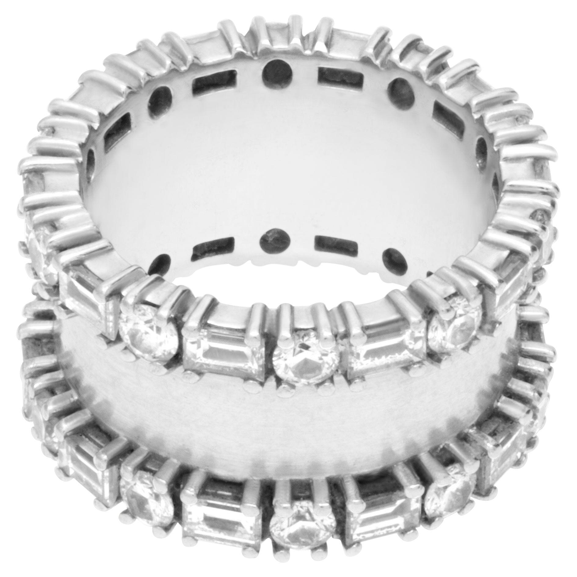 Baguette and Round Diamond Eternity Ring in 18k White Gold. 1.00 Ct in Diamonds For Sale