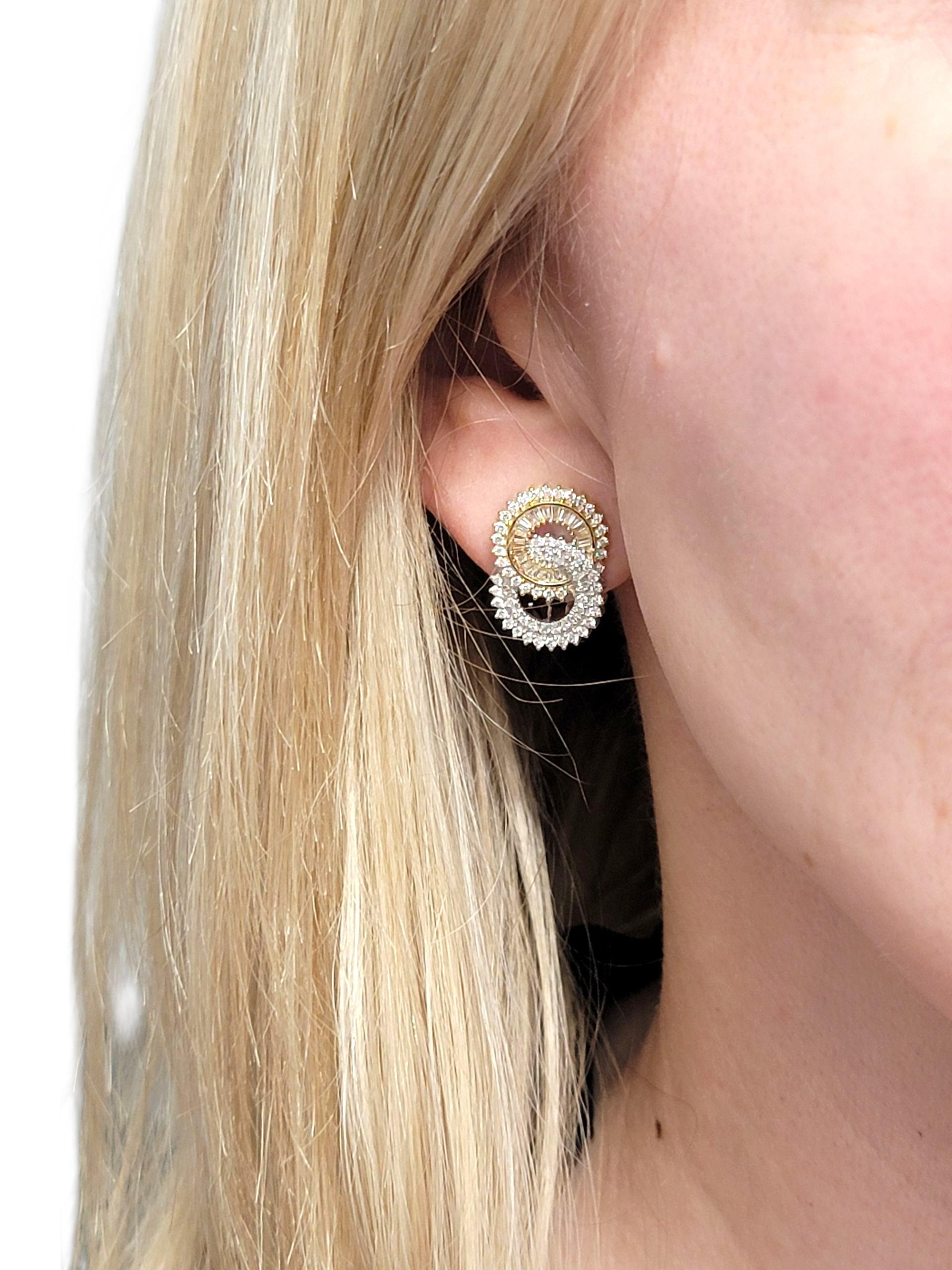 Baguette and Round Diamond Interlocking Open Circle Earrings in 18 Karat Gold For Sale 1