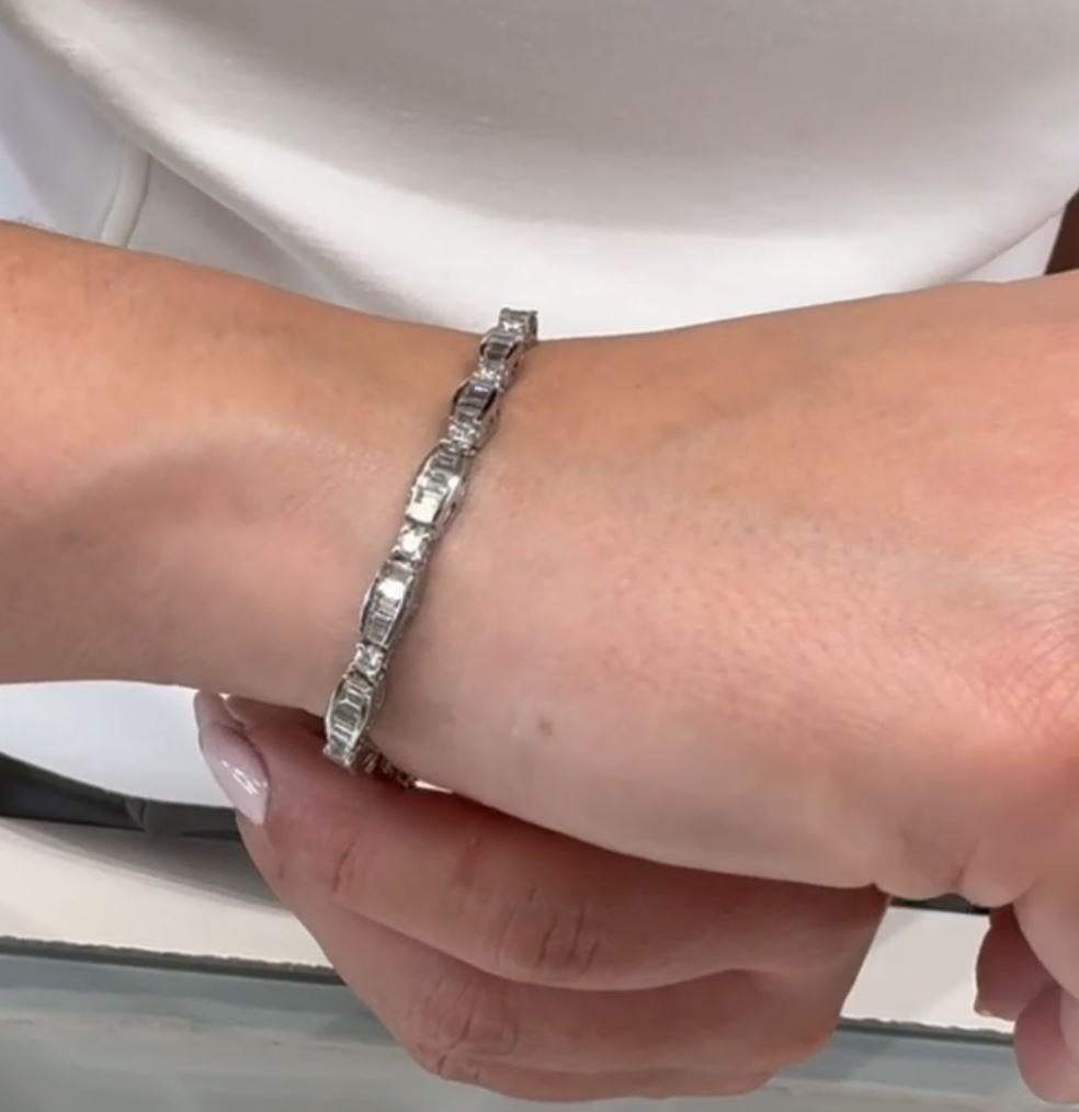 Pulsera de Diamantes Baguette y Redondos en Oro Blanco de 14 K en venta 2
