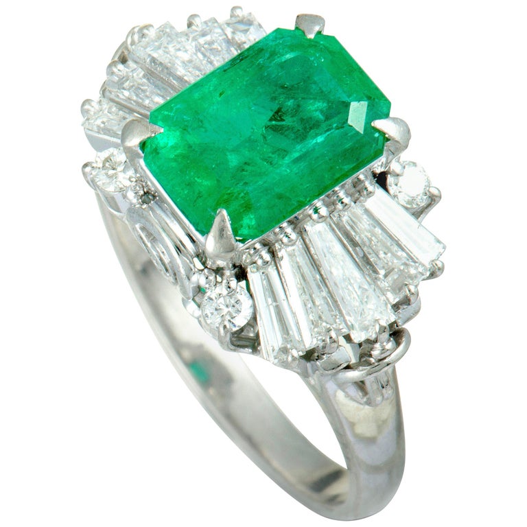 Baguette and Round Diamonds Emerald Platinum Ring at 1stdibs