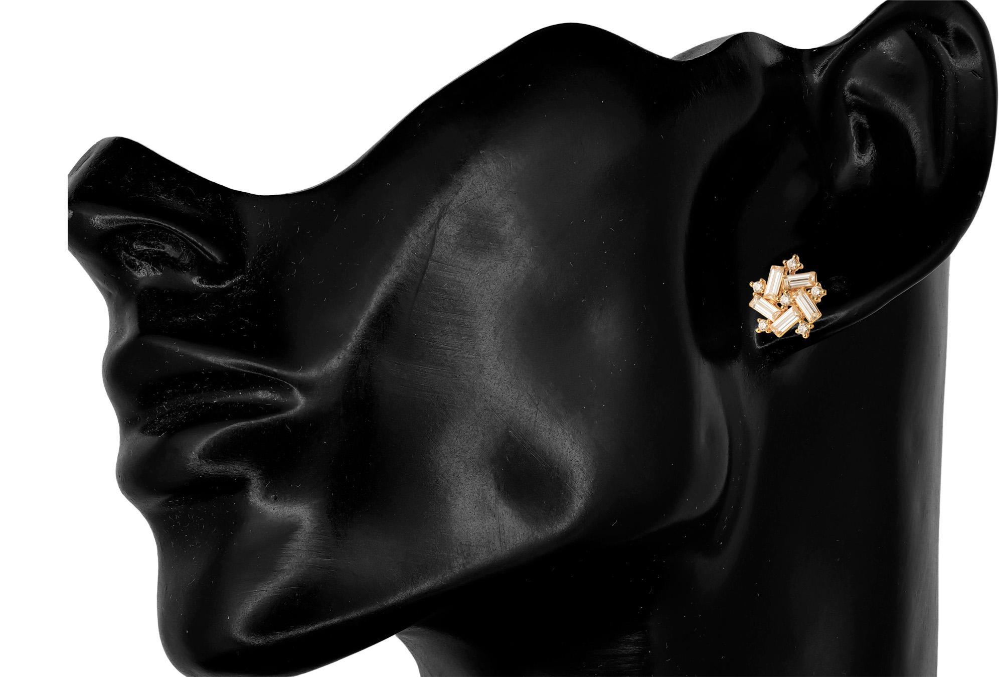 da uomo o donna Baguette and round moissanite 14 gold earrings studs. in vendita