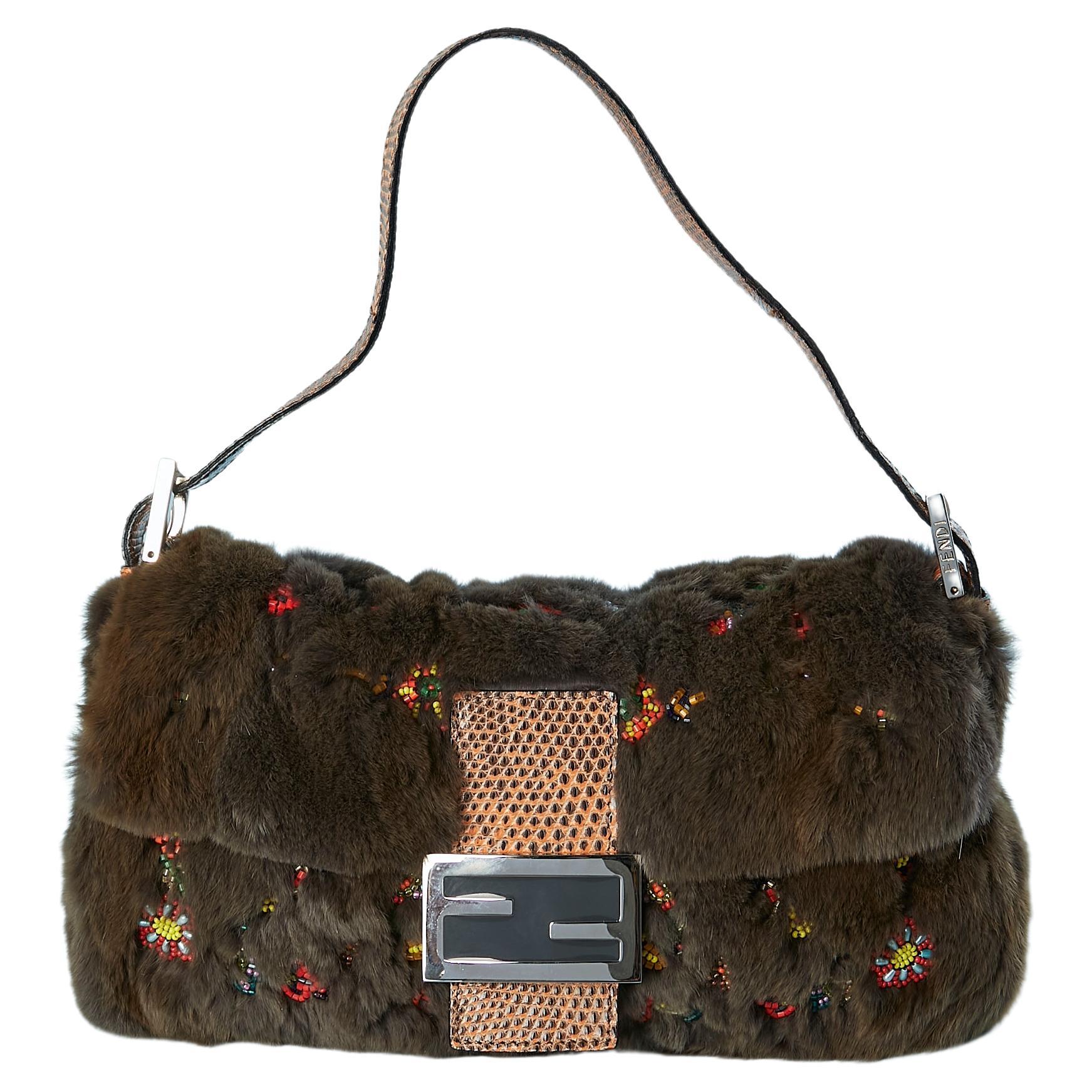 Baguette bag in brown fur, python leather and beads FENDI 