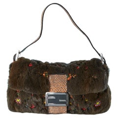 Baguette bag in brown fur, python leather and beads FENDI 