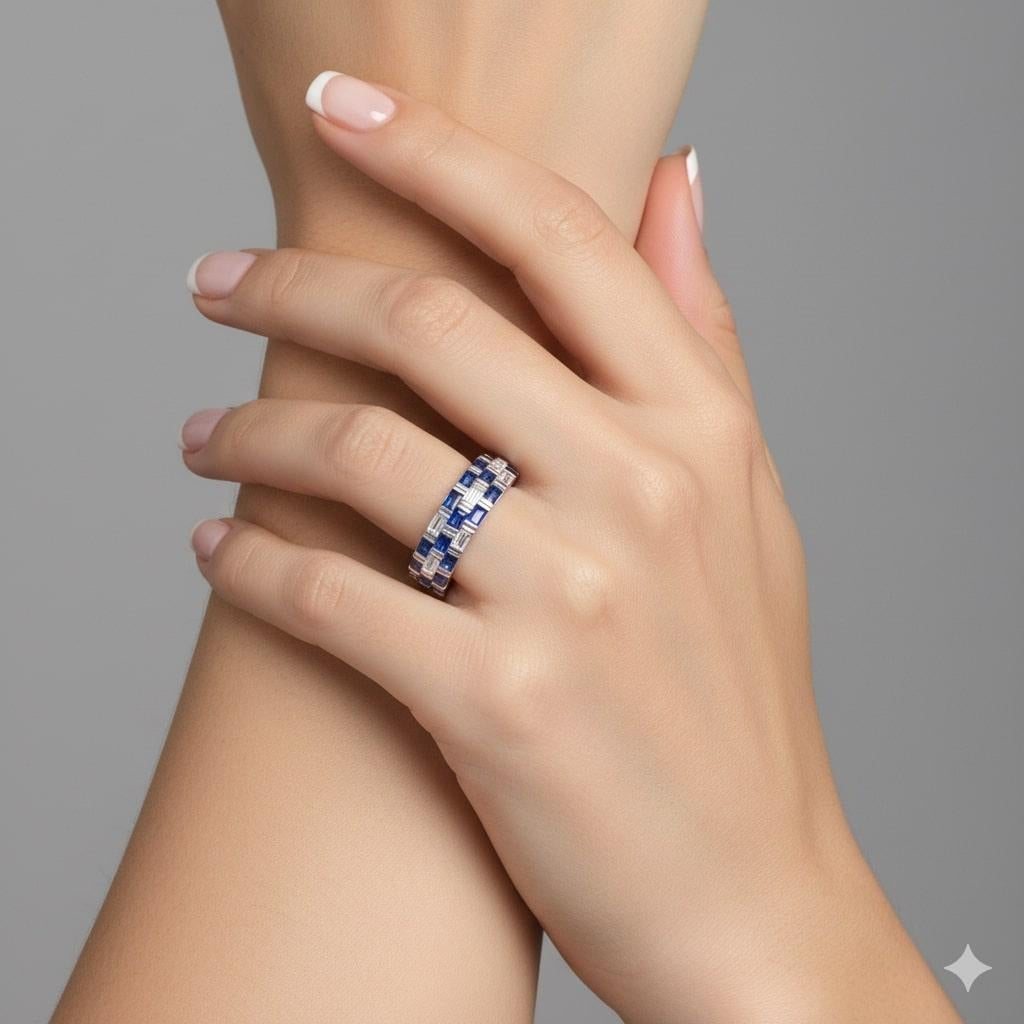 En vente :  Bague en or blanc 14K (ou 18k sur demande) avec saphir bleu baguette et diamant 2