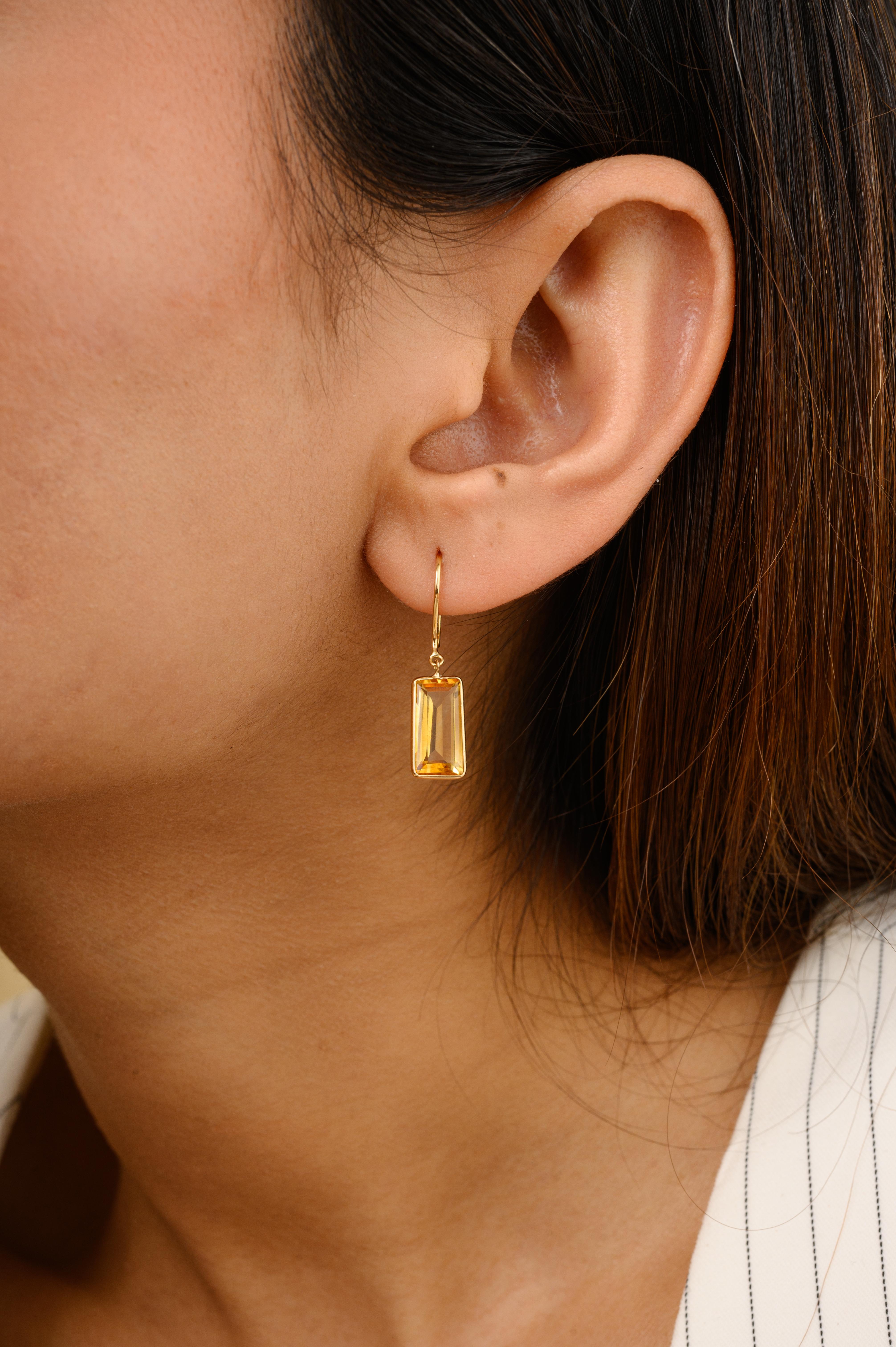 Baguette Citrine Everyday Drop Earrings Gift for Mom in 18K Gold to make a statement with your look. You shall need drop earrings to make a statement with your look. These earrings create a sparkling, luxurious look featuring baguette cut