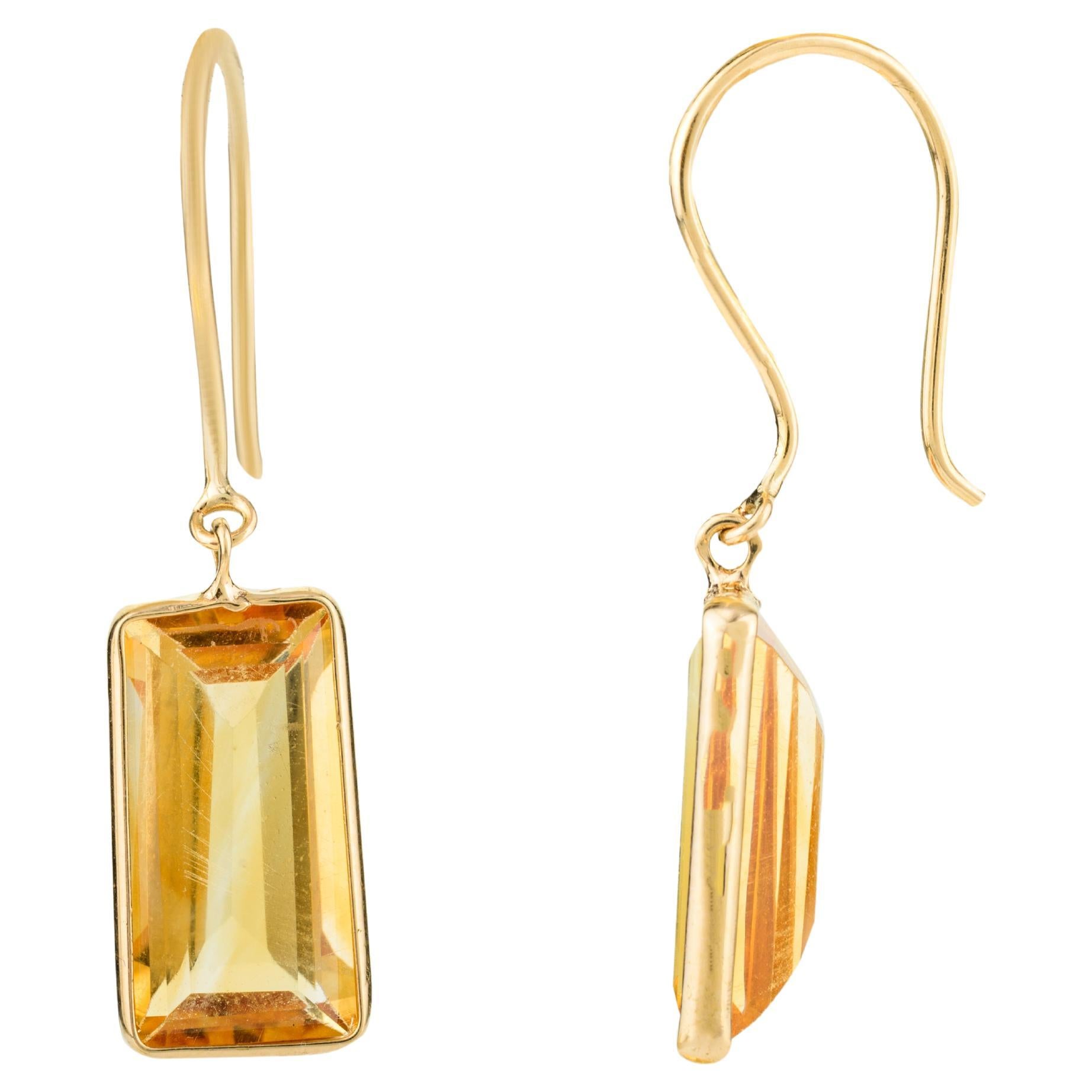 Baguette Citrine Everyday Drop Earrings Gift for Mom in 18k Yellow Gold For Sale