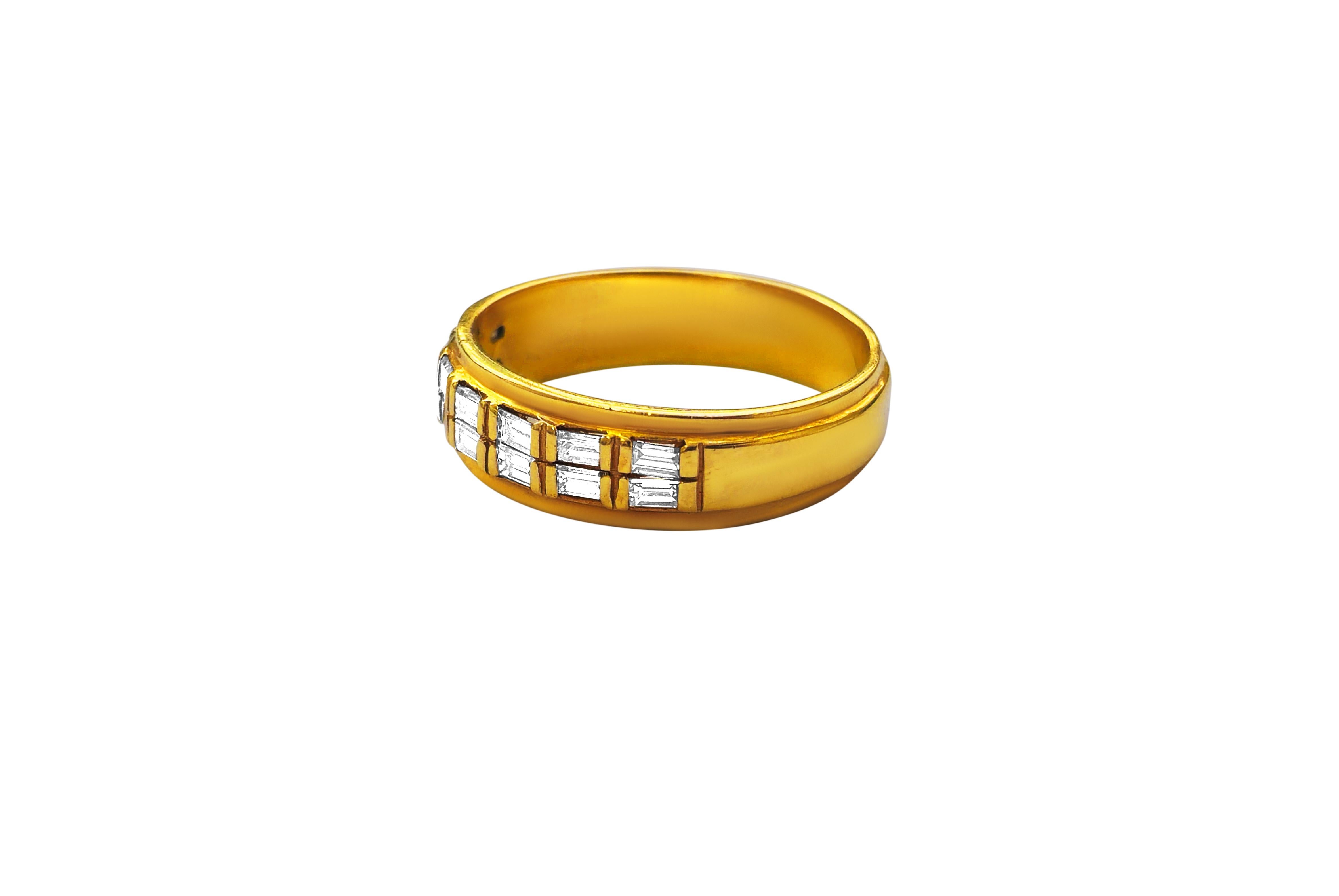 Anello con diamante taglio baguette da 1 centesimo in oro 14k In condizioni ottime in vendita a Miami, FL