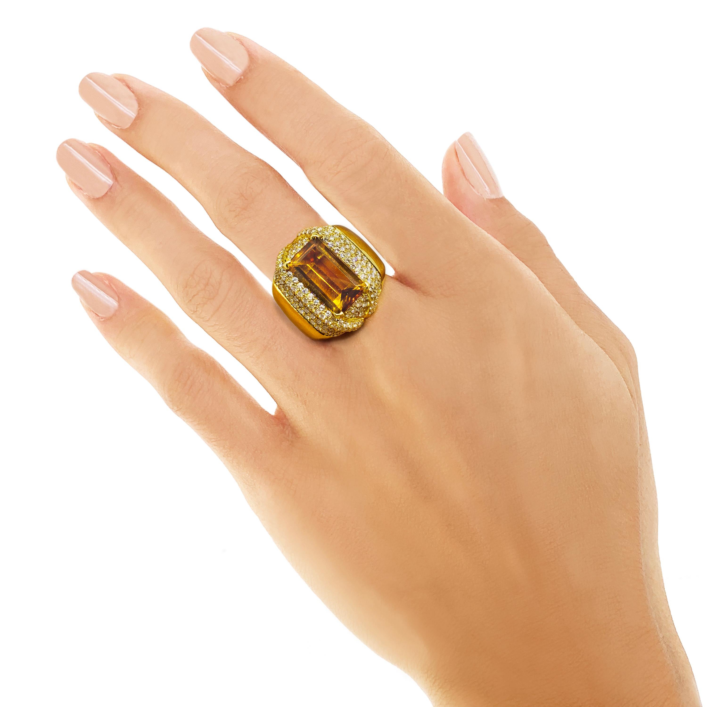 Rosior Contemporary Cocktail Ring manufactured set in Yellow Gold with:
- 1 