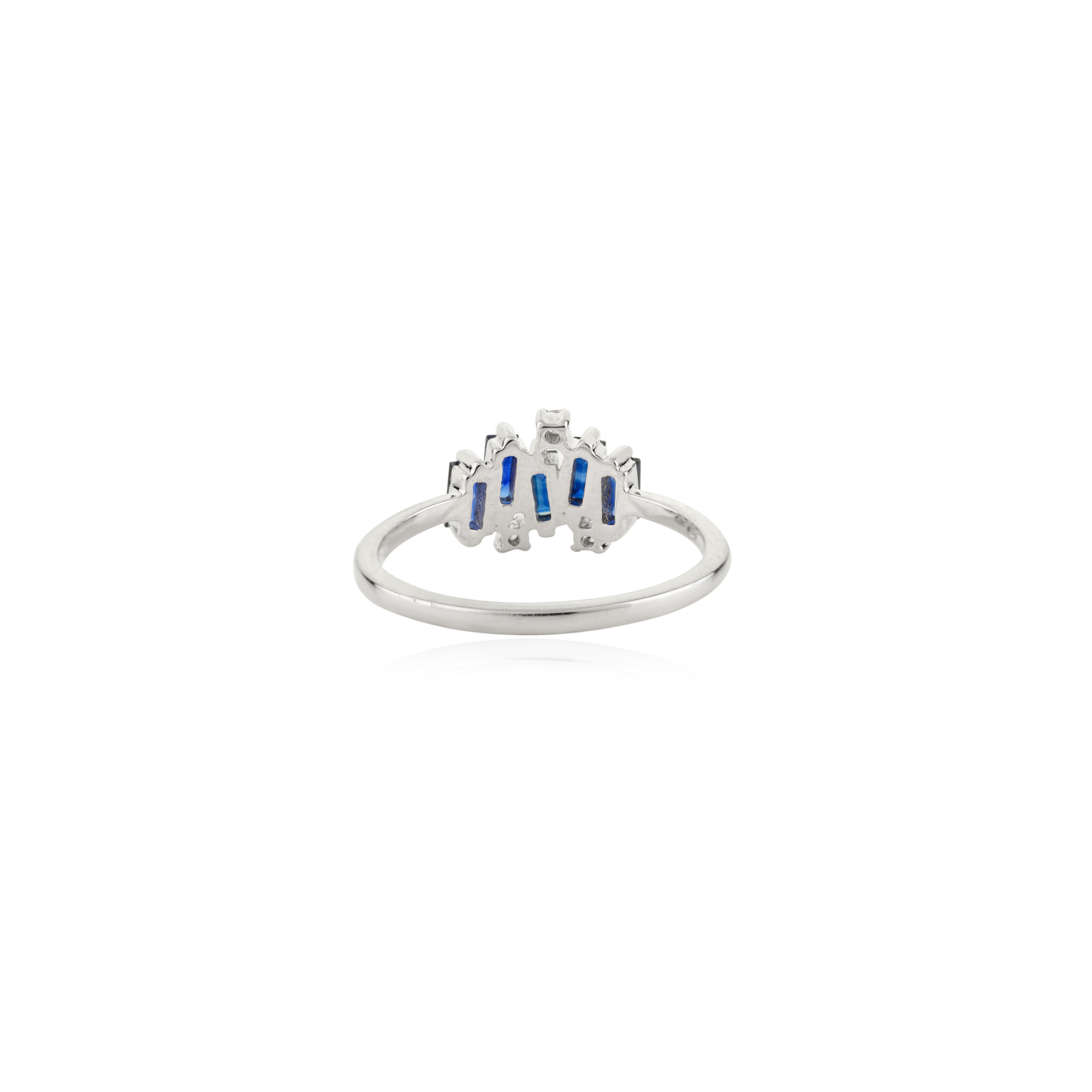 En vente :  Baguette-Cut Deep Blue Sapphires Cluster Ring Crafted in 14K White Gold for Her 7