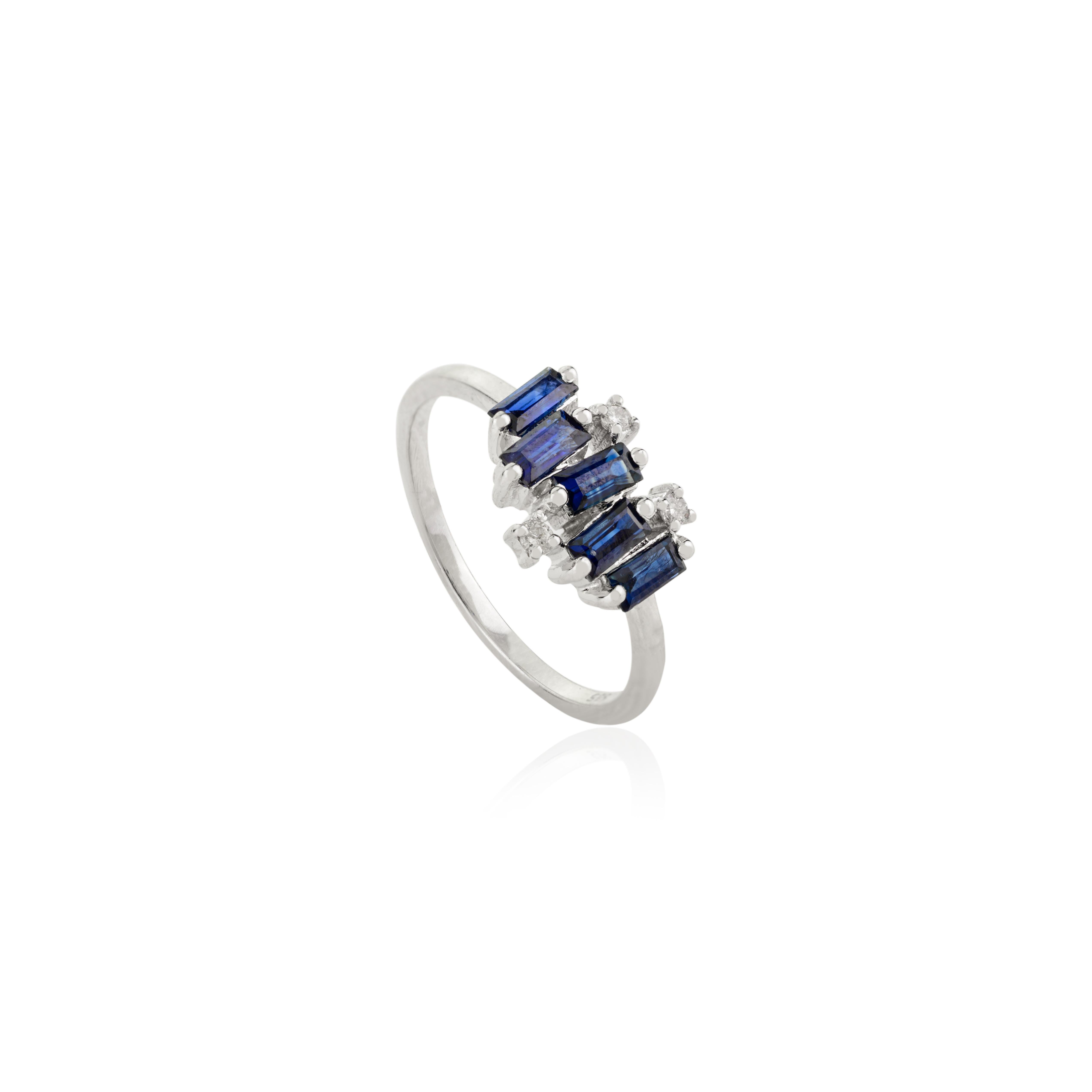 En vente :  Baguette-Cut Deep Blue Sapphires Cluster Ring Crafted in 14K White Gold for Her 9
