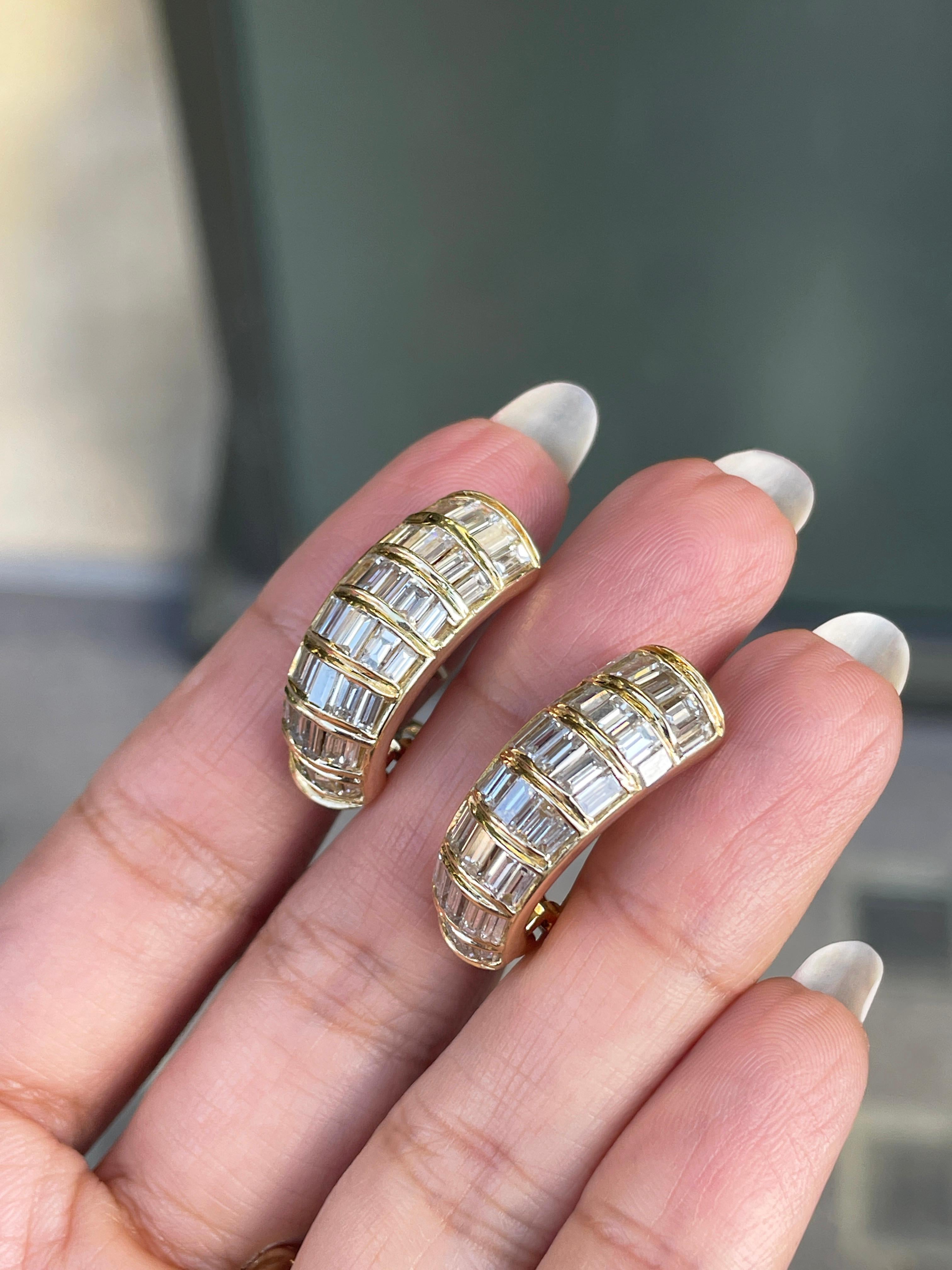 Women's Baguette Cut Diamond 18 Carat Yellow Gold Dome J-Hoop Earrings For Sale
