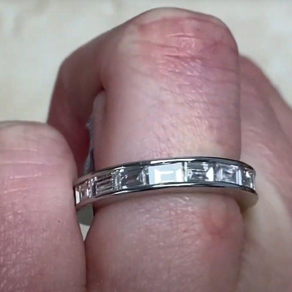 Taille baguette Alliance de diamants taille baguette (environ 2,40 carats), couleur G-H, platine en vente