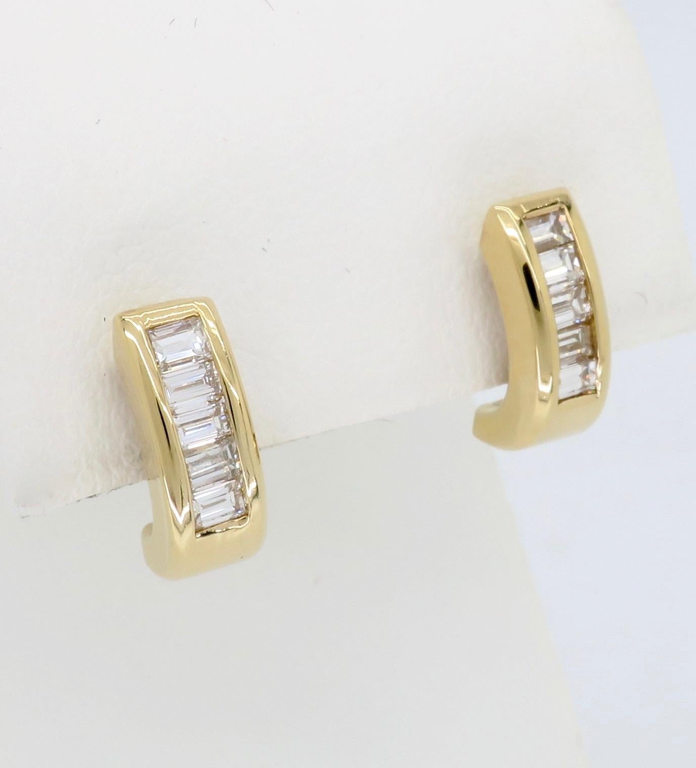 Baguette Cut Diamond Earrings In New Condition In Webster, NY