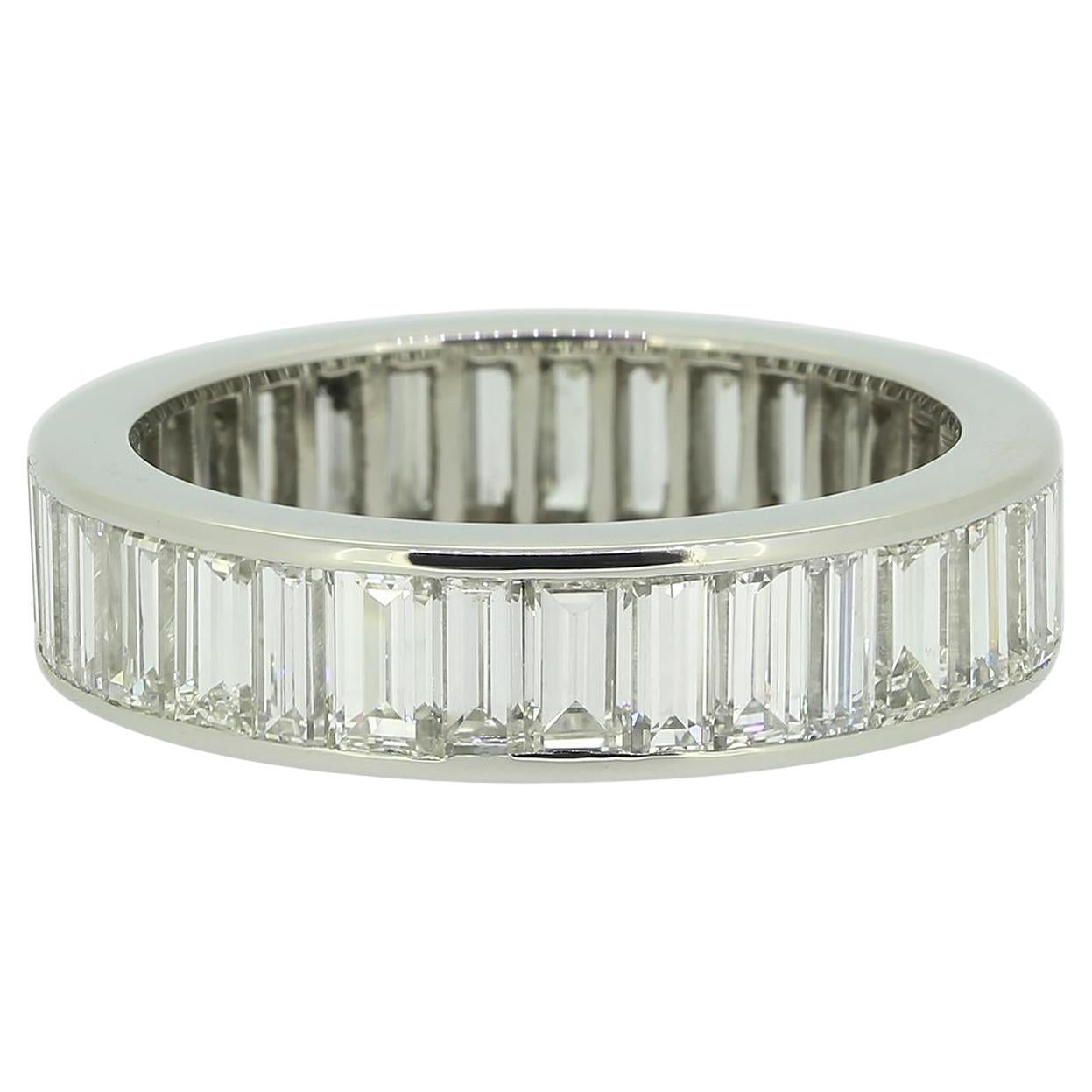 Anillo de eternidad de diamantes talla baguette talla O (55)