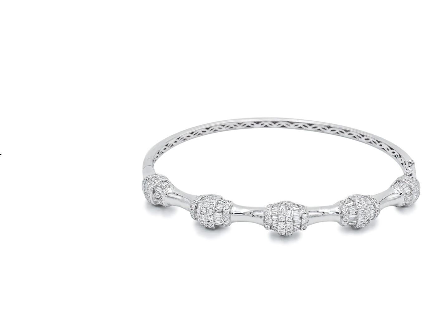 Artisan Baguette-Cut Diamonds and Round Diamonds Set in 18k White Gold Bangle For Sale