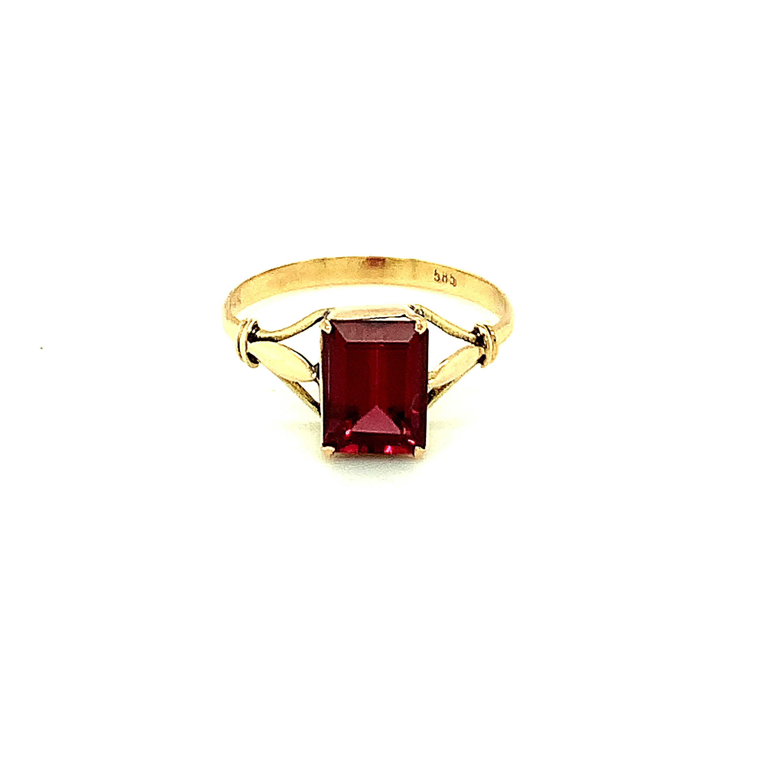 Baguetteschliff Granat 14k Gelbgold Ring im Angebot 9