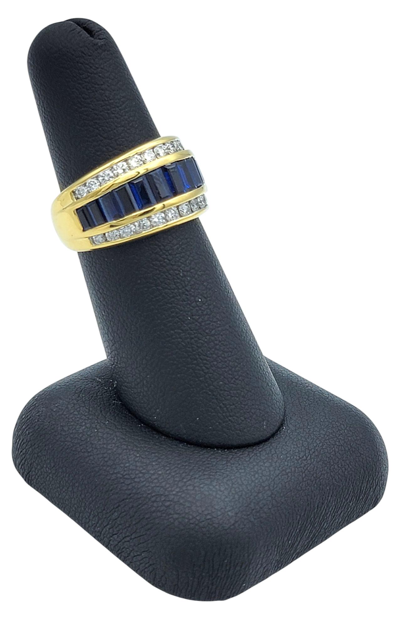 Anello a fascia con zaffiro taglio baguette e diamante rotondo a più file in oro 18 carati in vendita 5