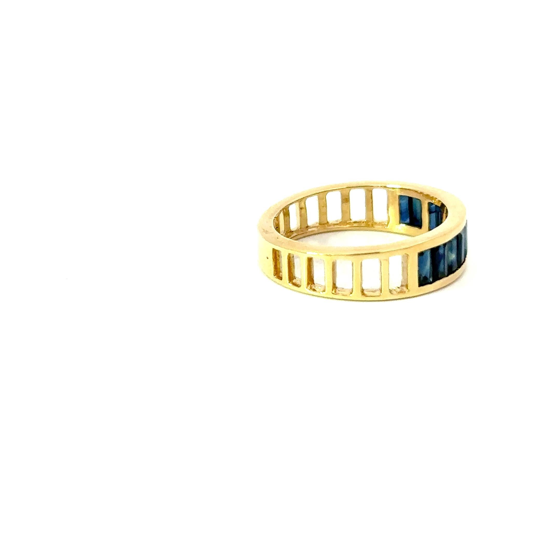 For Sale:  Baguette Cut Blue Sapphire Stacking Band Ring in 18k Solid Yellow Gold 3