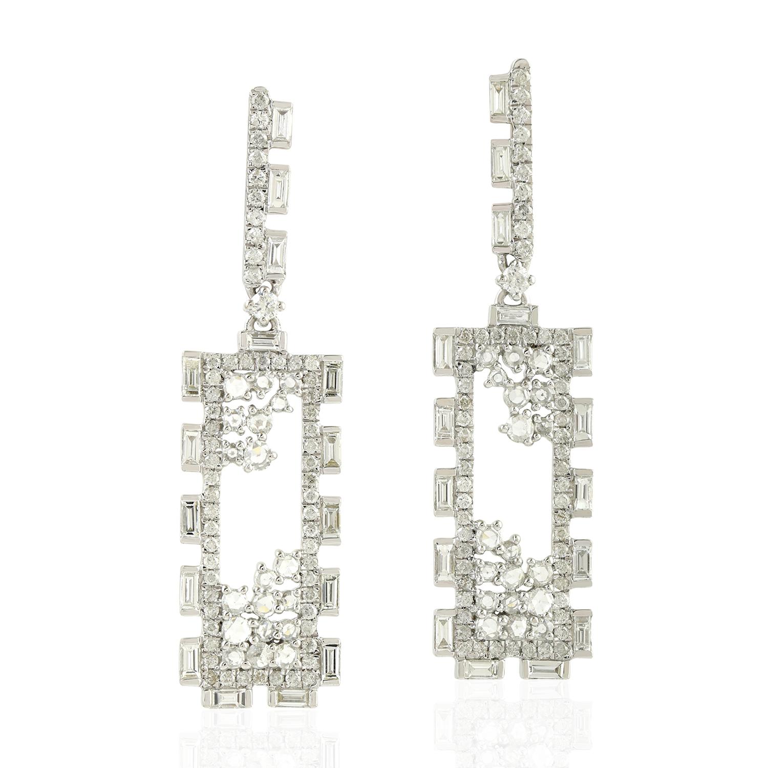 Baguette Cut Baguette Diamond 18 Karat Gold Earrings For Sale