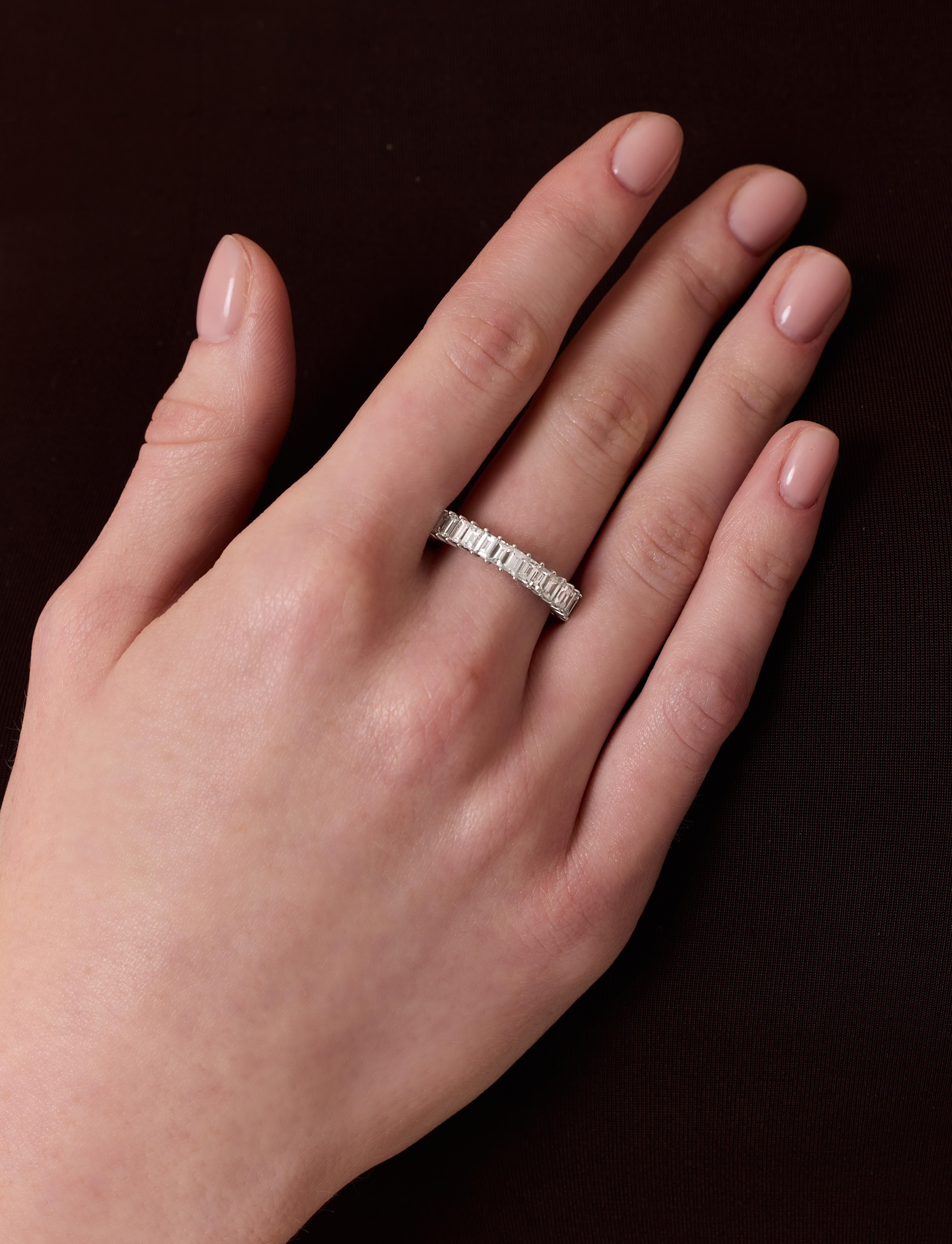 “Eien” means eternity and perfectly embodies everlasting love and devotion. Every design is thoughtfully created to capture the essence of your unique love story, offering unparalleled beauty and sophistication. Celebrate your forever with a piece